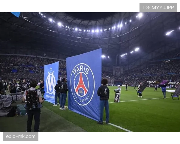 没有超级核心的巴黎圣日耳曼，是否更像一支球队？