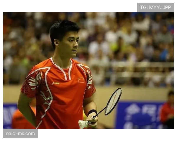 看到傅海峰的生活照，赛场上的狠角色跟天天晒豪宅、高级餐厅的那个人，是真·两张脸